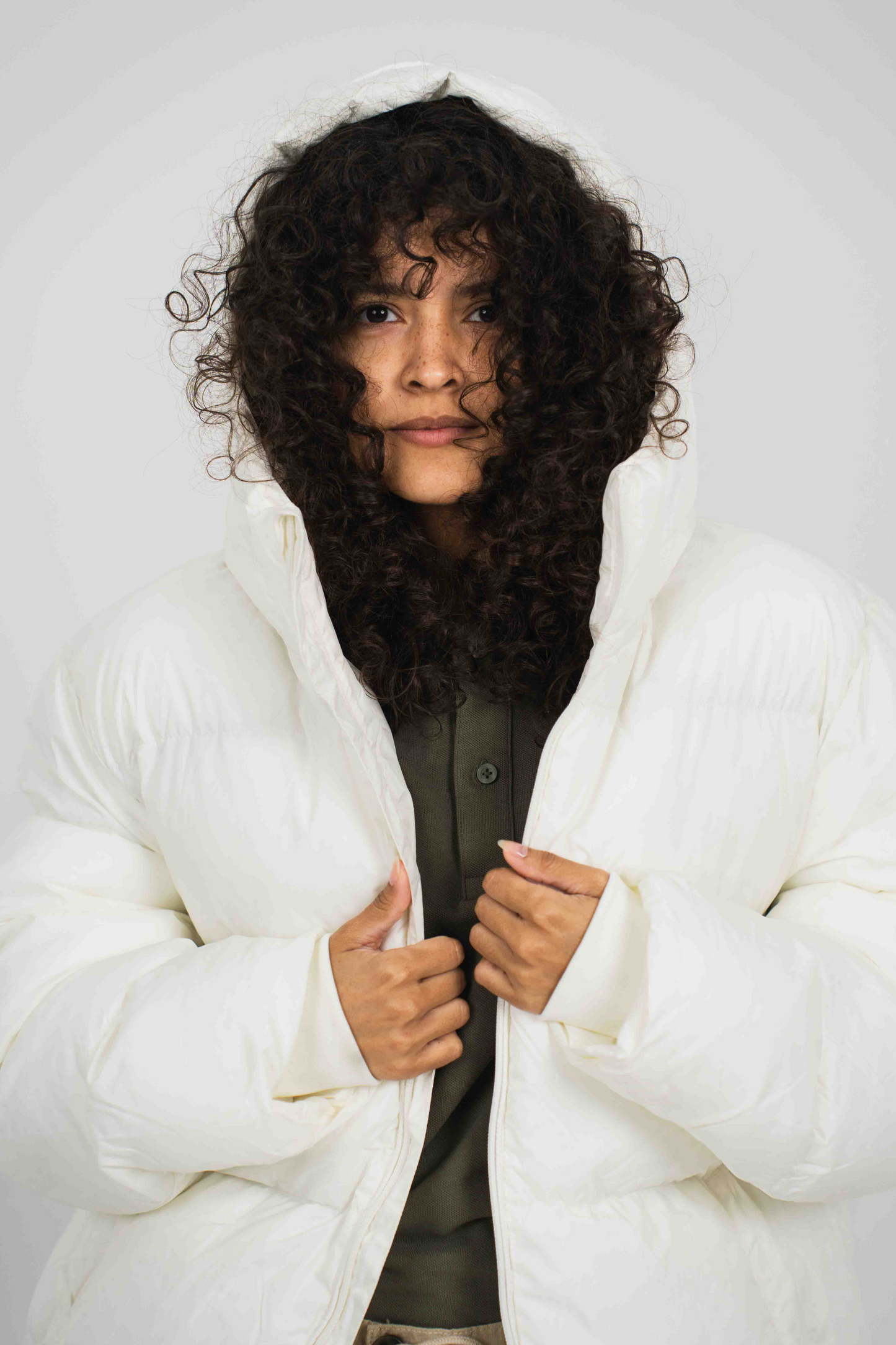 Anorak acolchado reciclado con capucha - Blanco