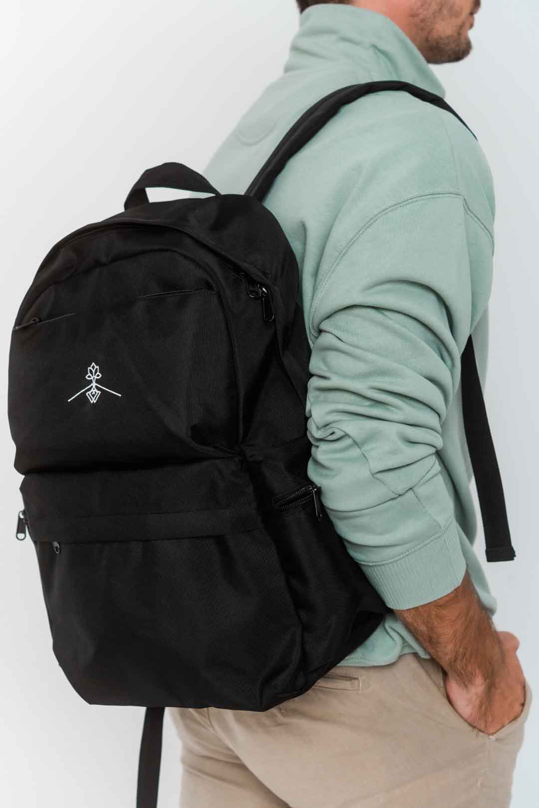 Multi-pocket backpack 100% recycled polyester - Black