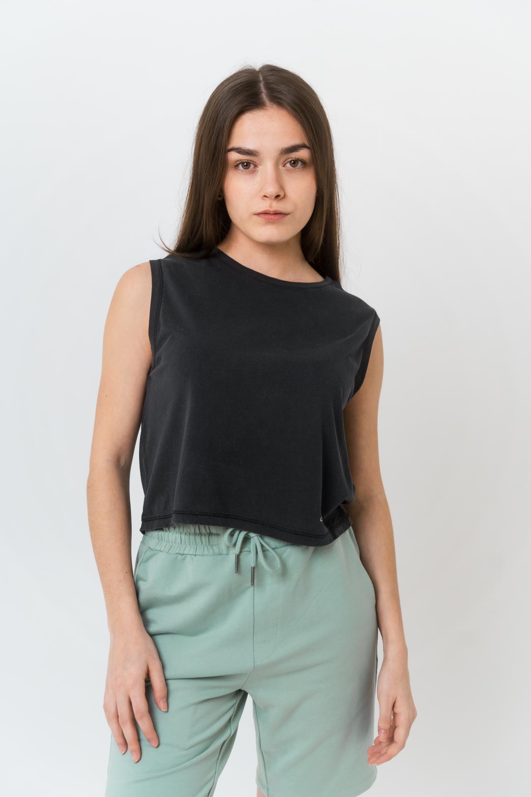 Camiseta crop sin mangas - Gris Carbón Antiguo