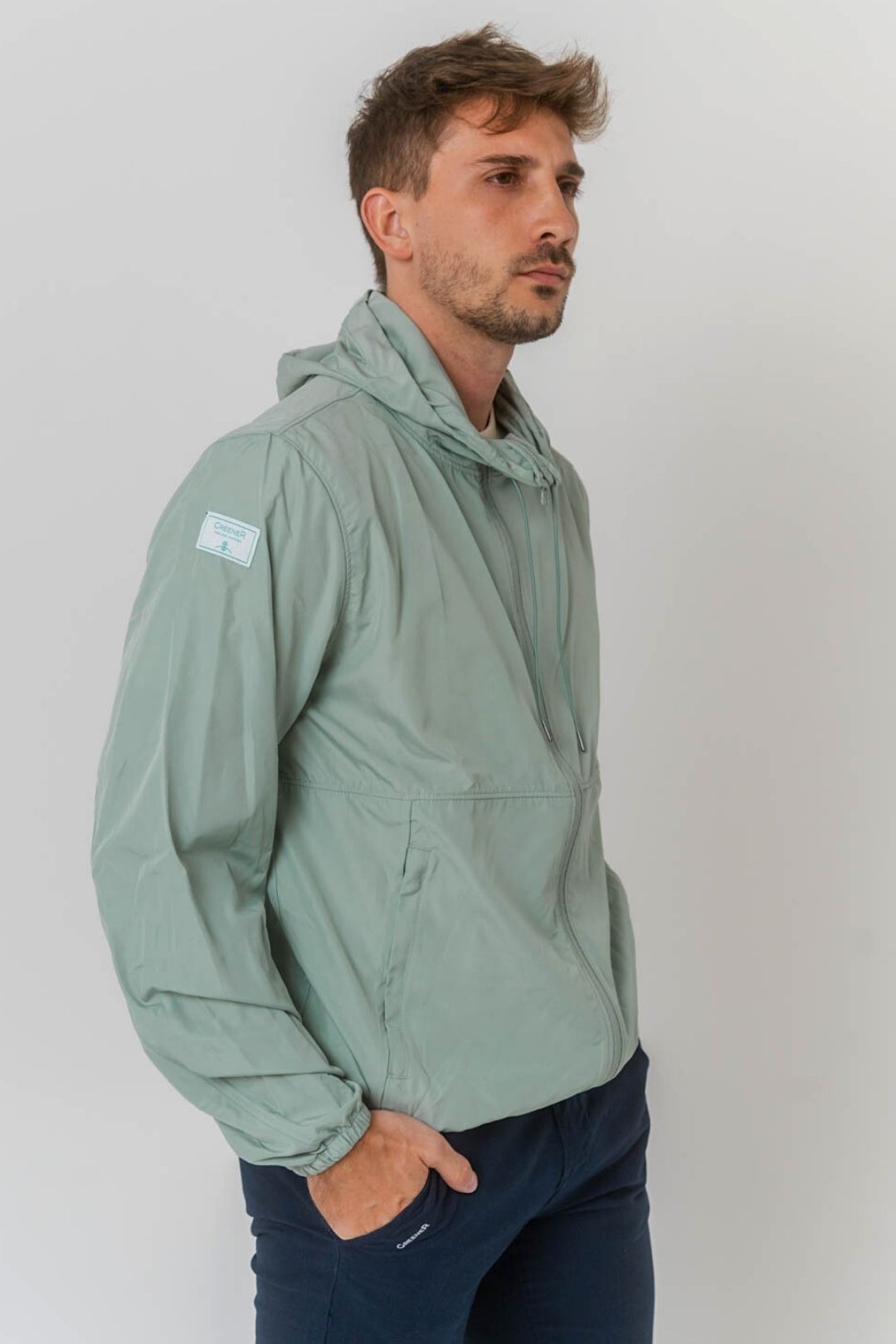 Coupe-vent léger recyclé à capuche - Glacier Green