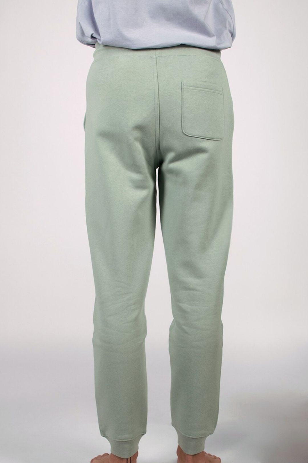pantalon-mezcla-algodon-reciclado-poliester-reciclado-aloe-Greener-03